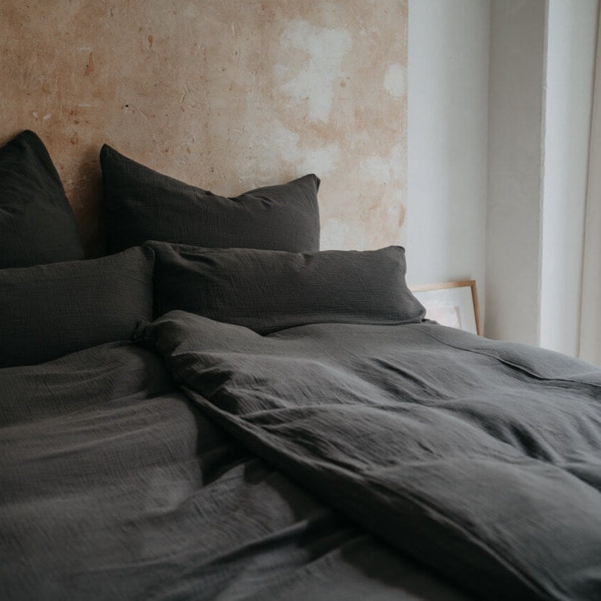 Sommerbettwäsche kaufen – kühle Materialien & stilvolle Designs für heiße Nächte