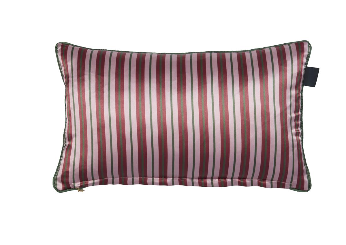 dekokissen mit streifen von kaat amsterdam