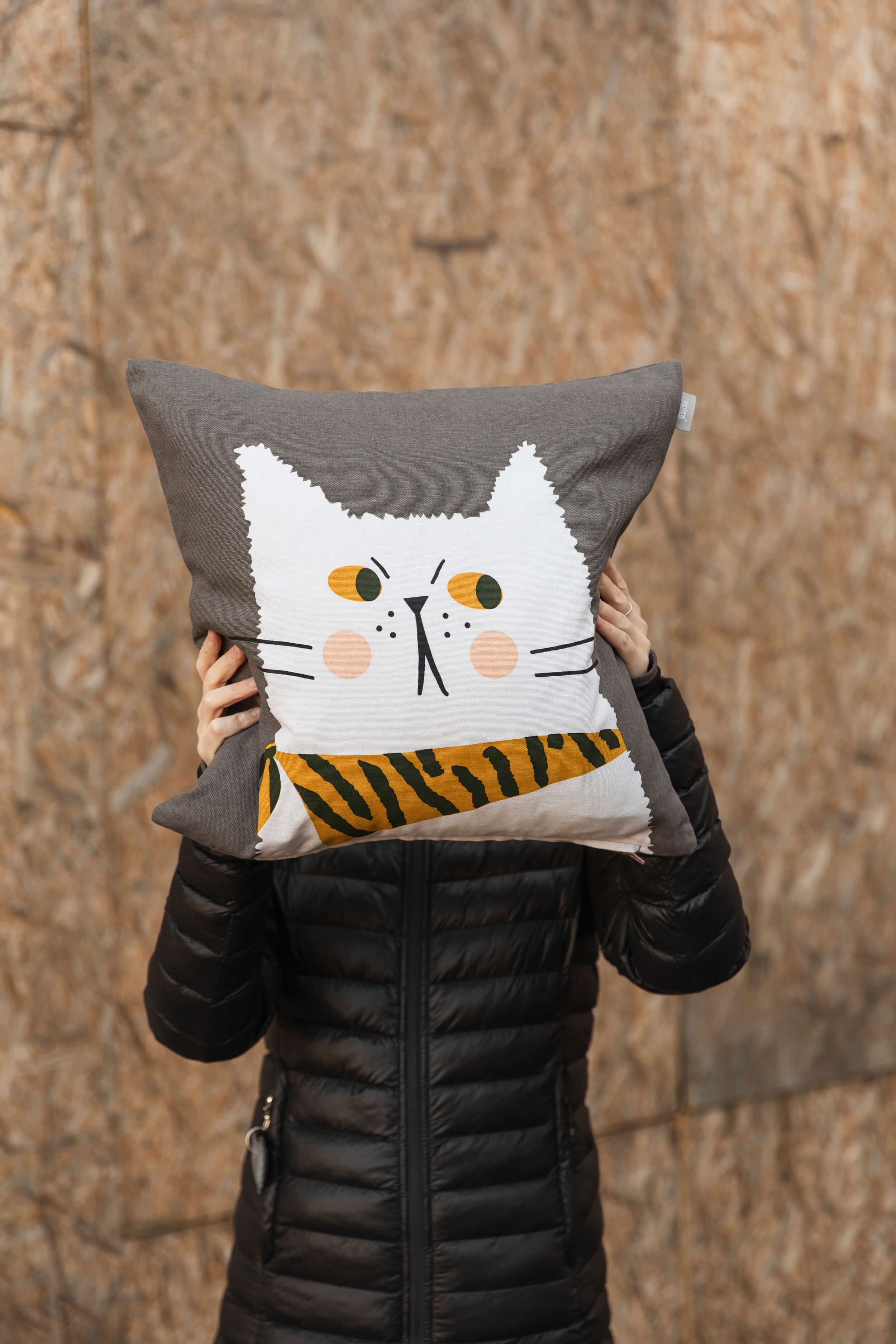 Katzen Kissenbezug mit Grumpy Cat Mans von Spira of Sweden, 50x50 cm Kissenhülle