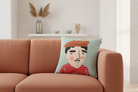 Kissenbezug Pierre in Türkis mit Mann im Beret im modernen skandinavischen französischem Stil, Kissenbezug 50x50 cm – aus 100 % Baumwolle