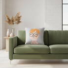 Kissenbezug Pim von Spira of Sweden im einem hellem Farbton mit süßem Charakter mit Brille, Größe 50x50